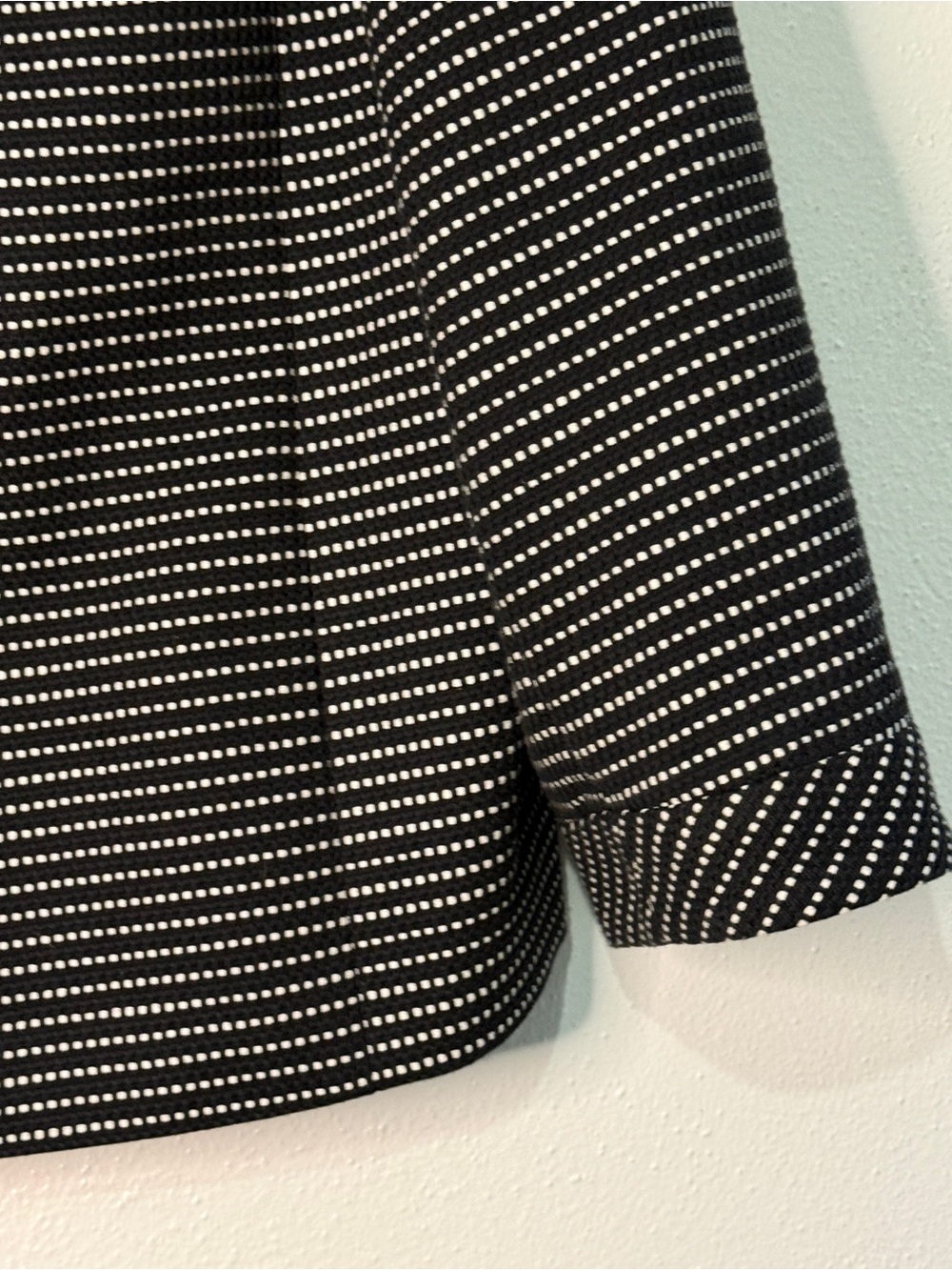 Talbots Black and White Dot-Pattern Cropped Blazer. Sz 14. - Picture 3 of 8